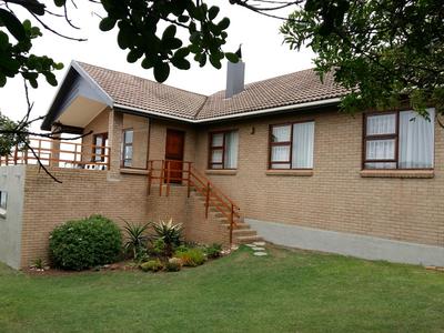 House For Sale in Boggoms Bay, Mossel Bay